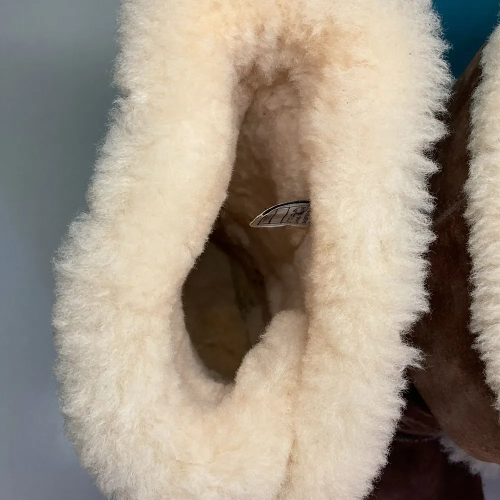 UGG Size 7 Brown Suede Leather Boots Sheepskin Lined 5358 Side Buckle 38 EU